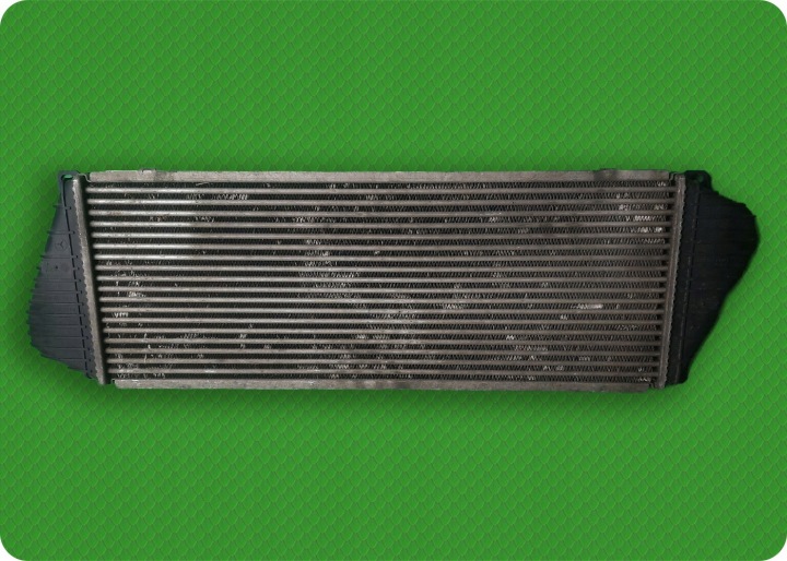 Jäähdytin Intercooler Mercedes Sprinter W903 96-06 2.2 2.7 2.9 A9015010701