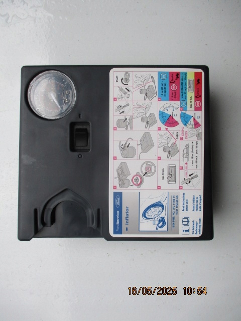 Kompressori pumppu pyörille Ford HA6C-19G525-AA