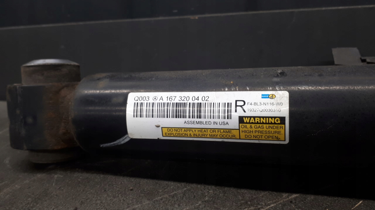 A1673200402 rear right shock absorber for Mercedes GLS X167