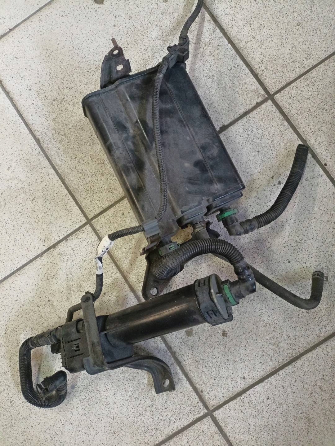 Filtre charbon Toyota Prius Plus 2015 image 4