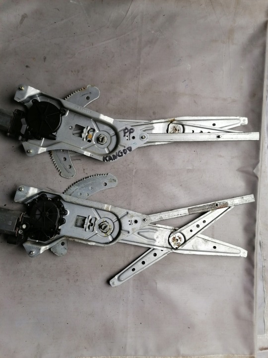 Raamlier Renault OE 8200188551