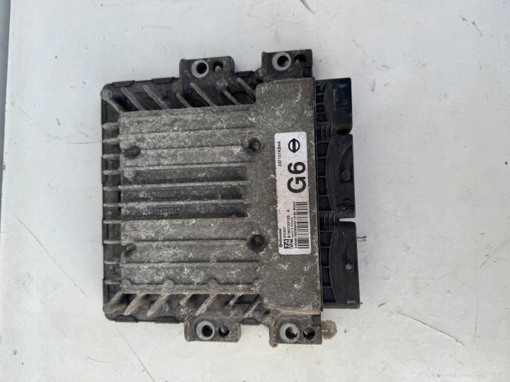 Calculateur moteur Nissan Juke F15 1.5 DCI 237101KB4A - Varsovie