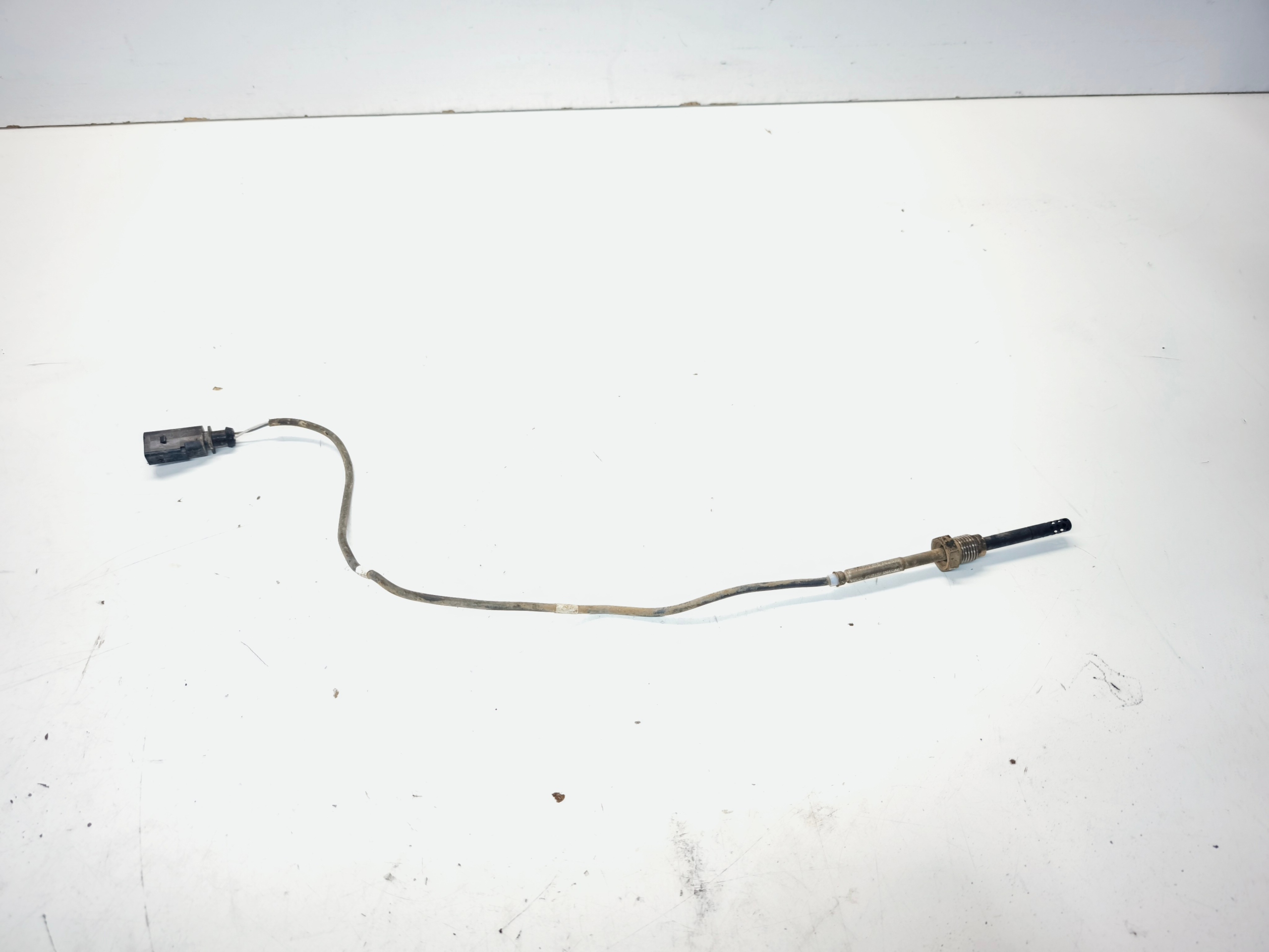 Capteur température gaz échappement Audi A6 C6 2.7 3.0 TDI 059906088BH image 2