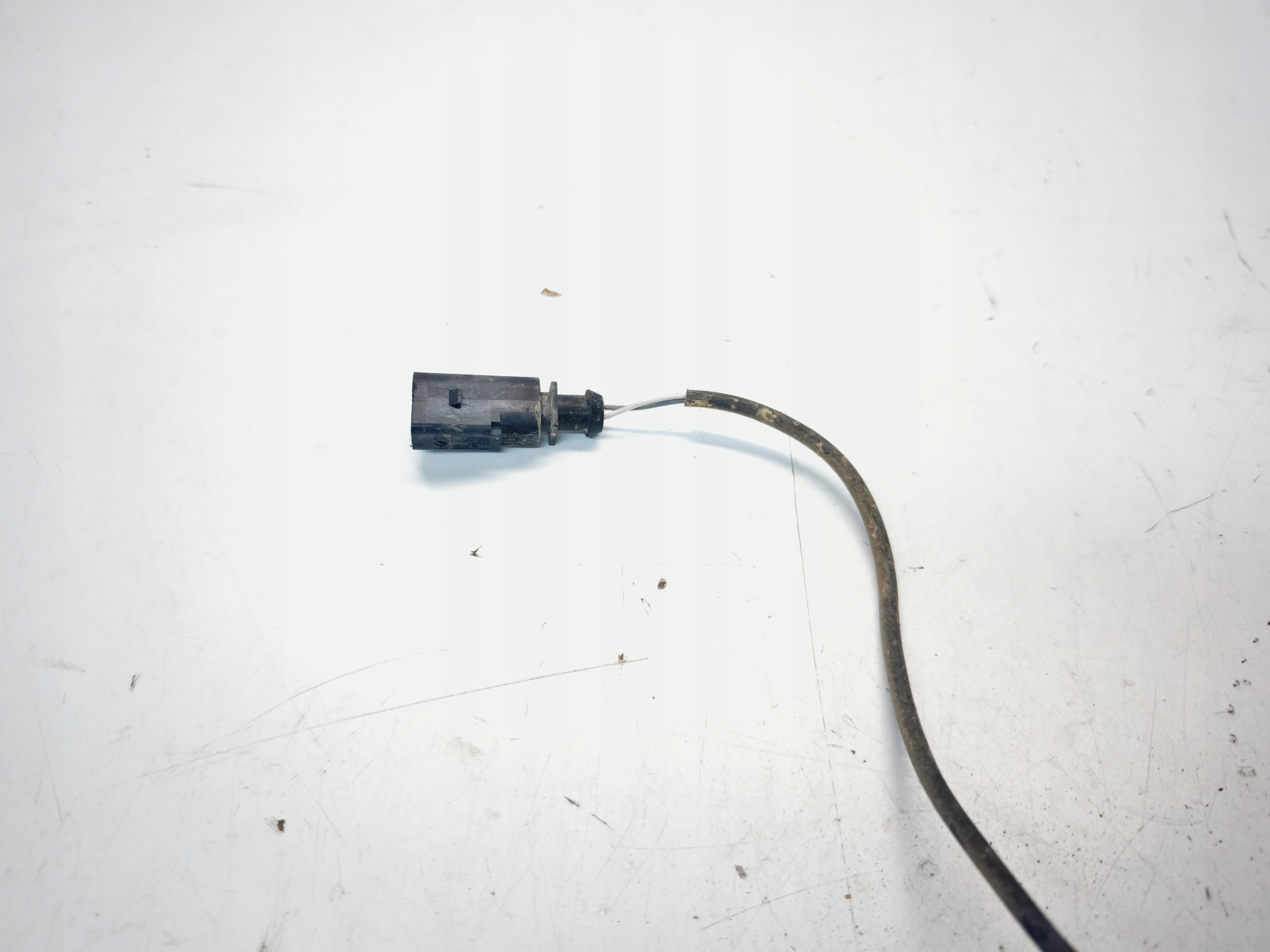 Capteur température gaz échappement Audi A6 C6 2.7 3.0 TDI 059906088BH image 3