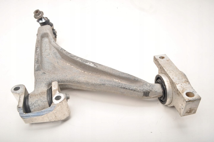 Volvo alavarsi vasen oikea 32281879 32281880