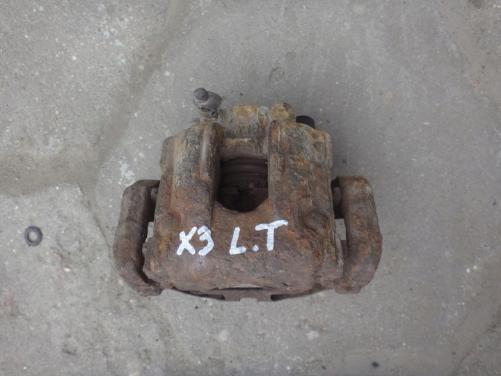 Vasen takajarru puristin BMW X3 E83 2.5 3.0 I M54 42/22