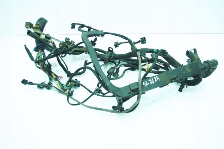 Moottorin johtosarja A2305405706 Mercedes SL350 SL R230