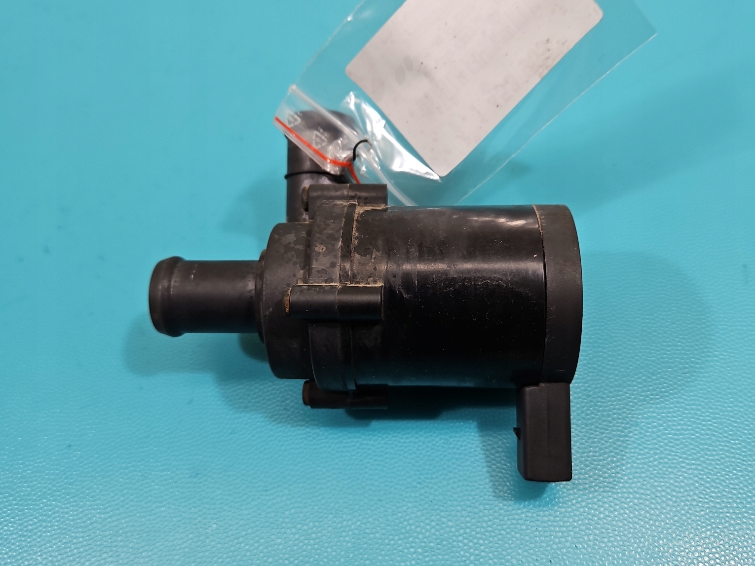 Wasserpumpe Audi A3 8P 1.4 TFSI 1K0965561F image 3