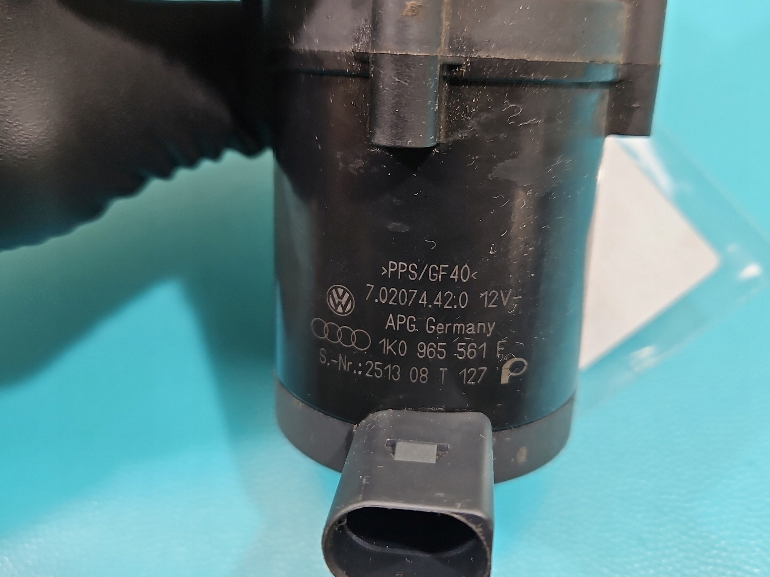 Wasserpumpe Audi A3 8P 1.4 TFSI 1K0965561F image 5
