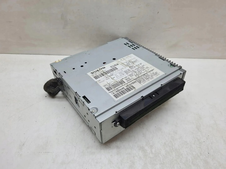Radio ilman navigaatiota VOLVO V50 (MW) 30732851AA 2012
