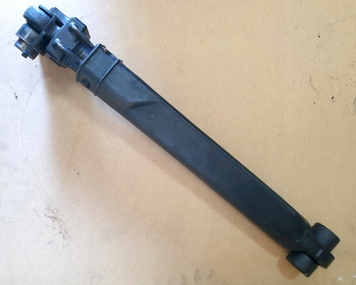 Ohjaamon nostomoottori Renault Magnum AE 21244639