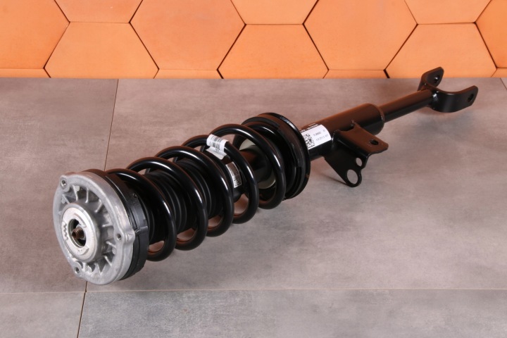 BMW 5' G31 LCI B48X Right Front Shock Absorber 6896352 5324 km
