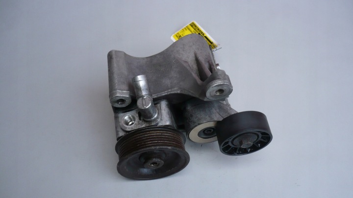 Ohjaustehostimen pumppu Iveco Daily III IV 2,3 HPI 7612955117