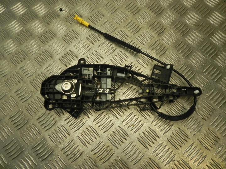 Poignée de porte avant gauche fixation Opel Astra K