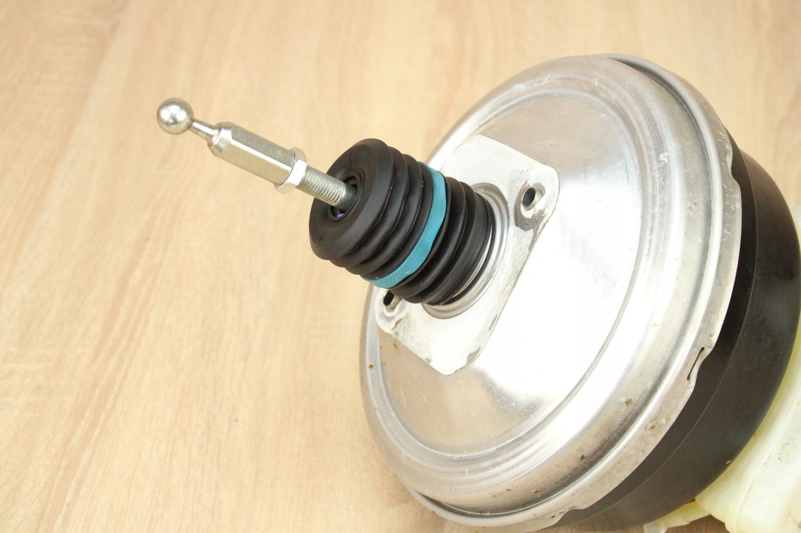 Servofrein Audi A5 8T 8K0612103N