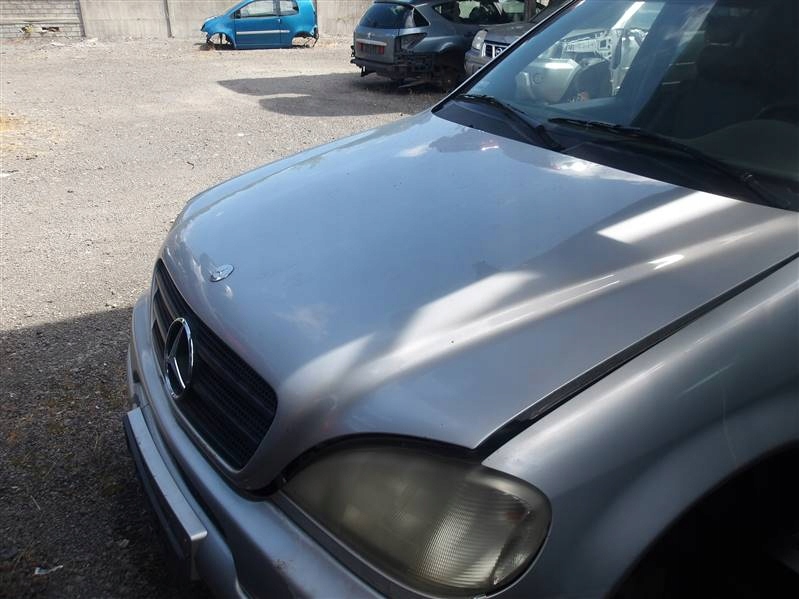 Capô Mercedes W163 ML image 4