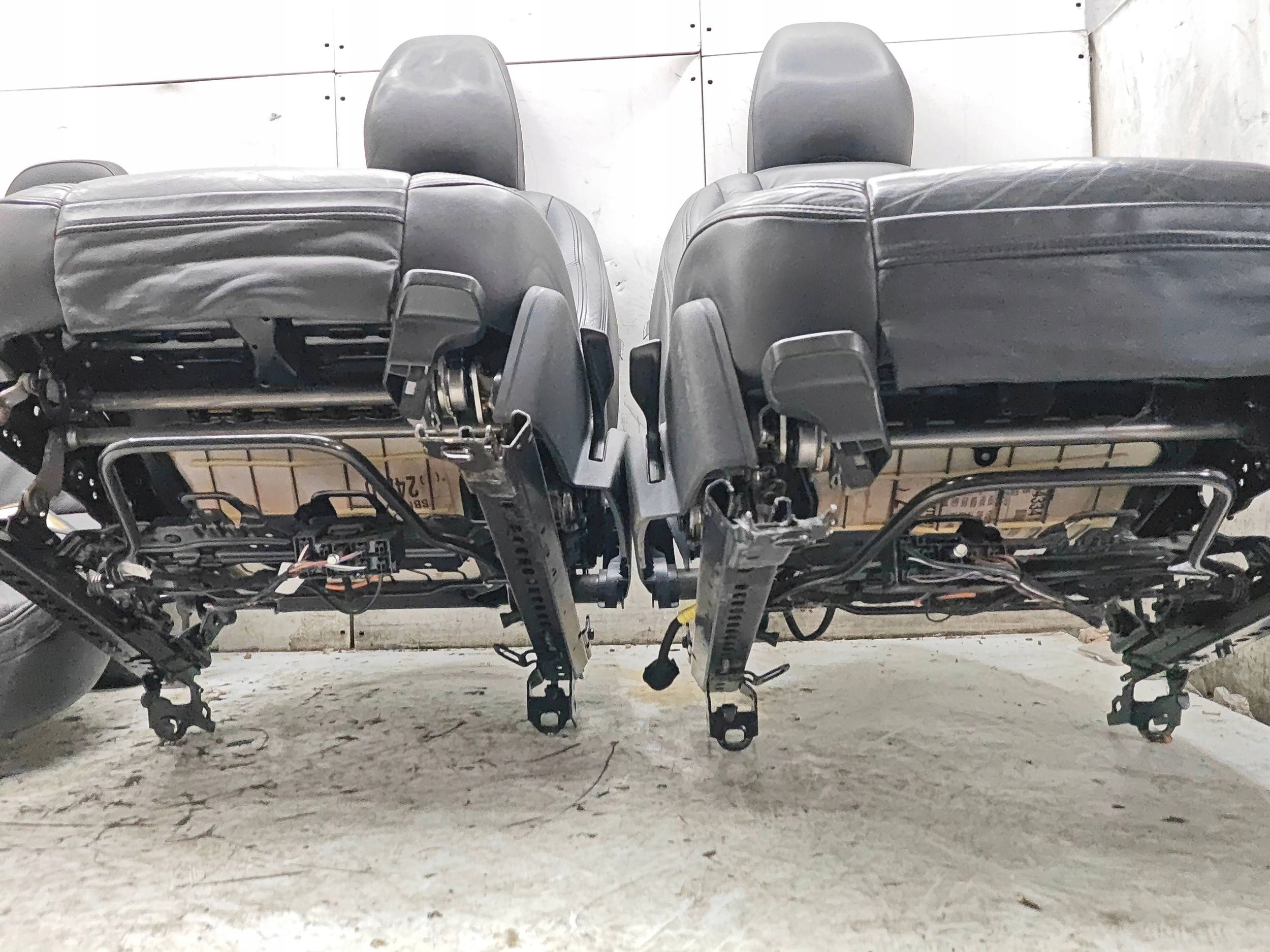 Volvo V60 Sièges Complets Cuir OEM FOT-KPL-VLV-V60 image 8