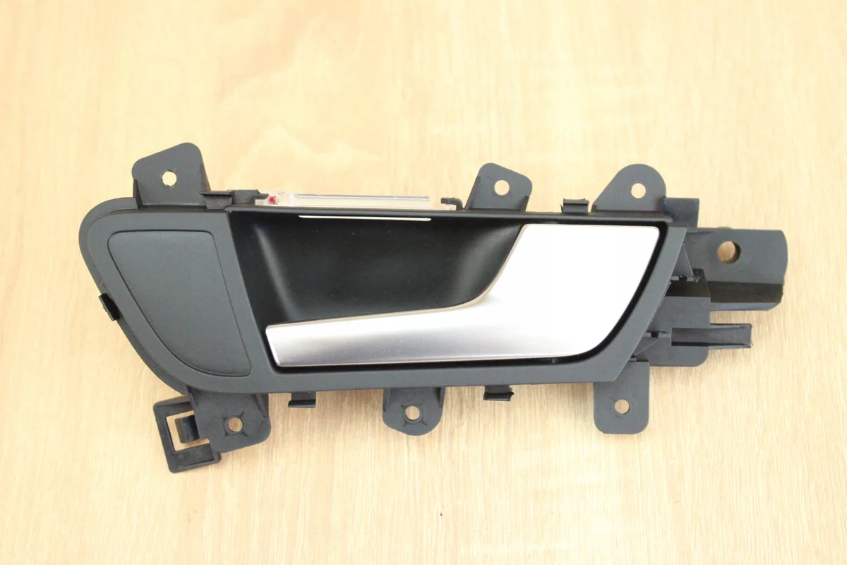 Innerdörrhandtag Bak Höger Audi A5 8K0837020