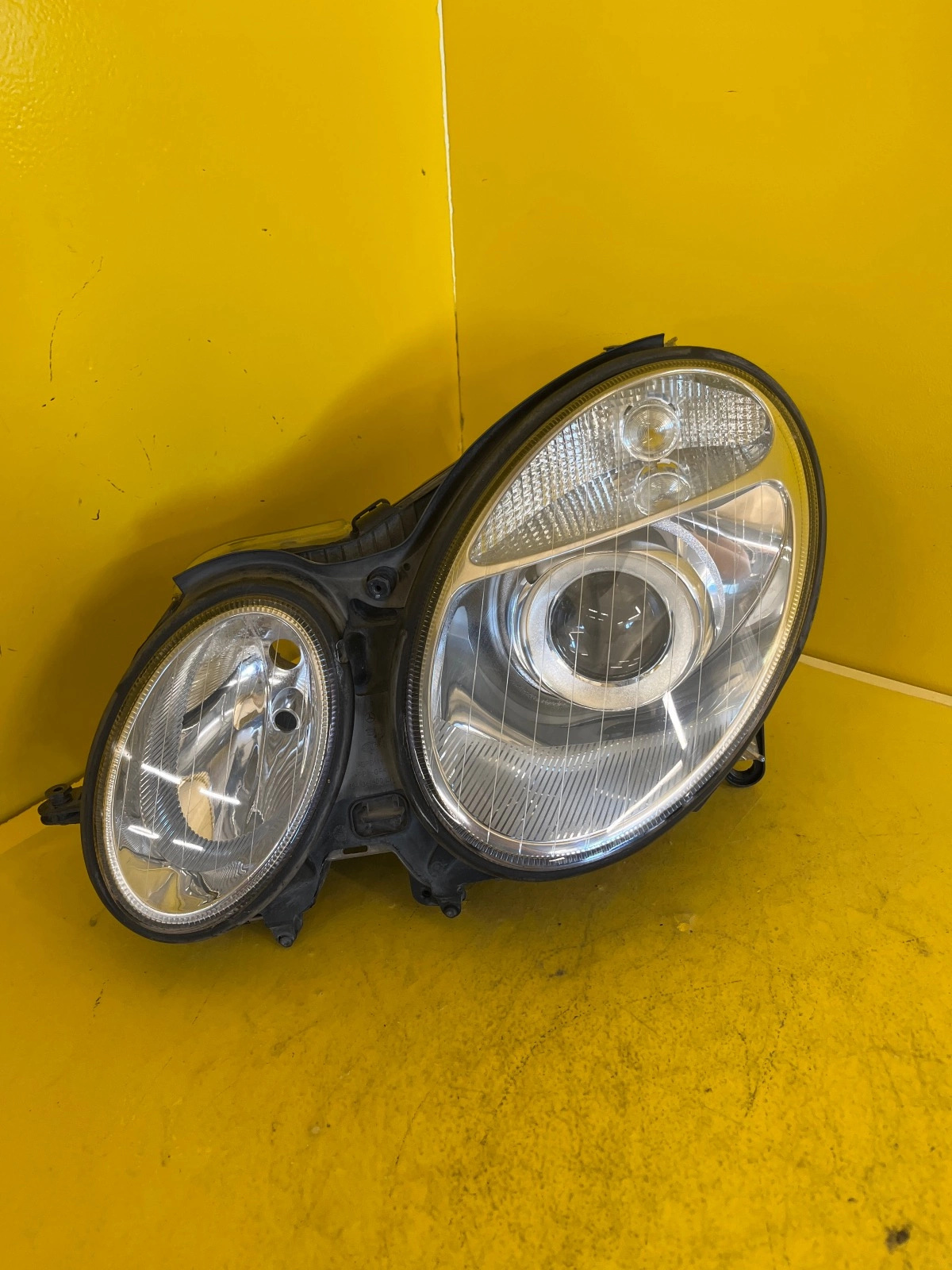 Farol Esquerdo Mercedes Classe E W211 02-09 Xenon image 2