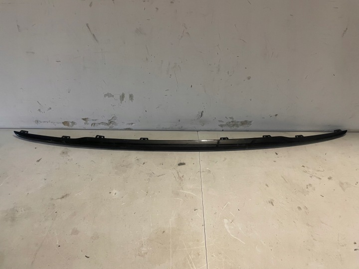 BMW F20 F21 Moldura decorativa do para-choque traseiro 51127371758