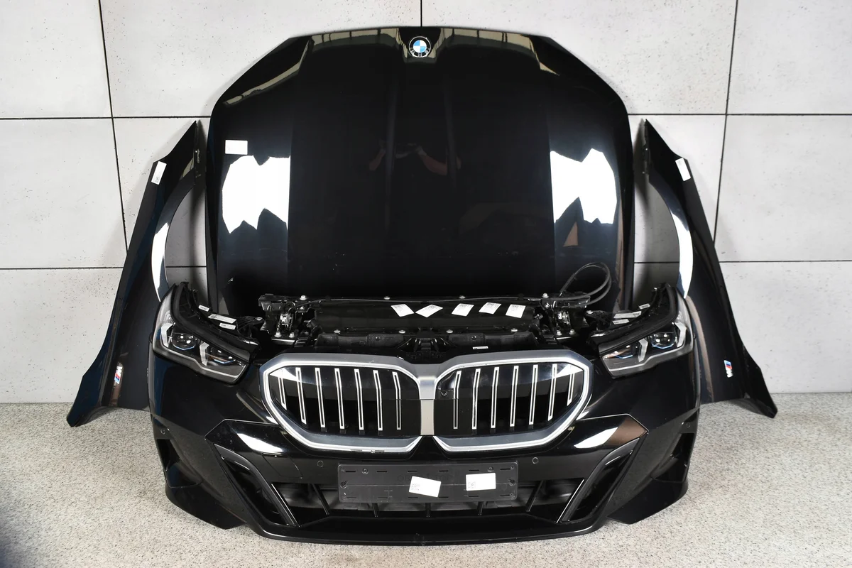 BMW 5 G60 G61 Frontteil gebraucht image 4