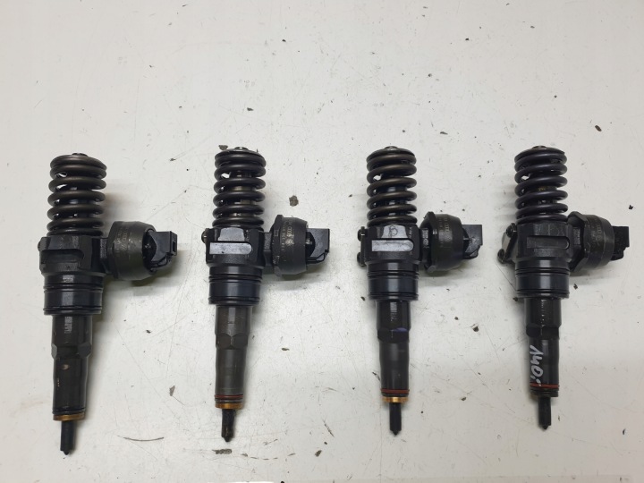 Volkswagen OE 038 130 073 BA inyector bomba (pde)