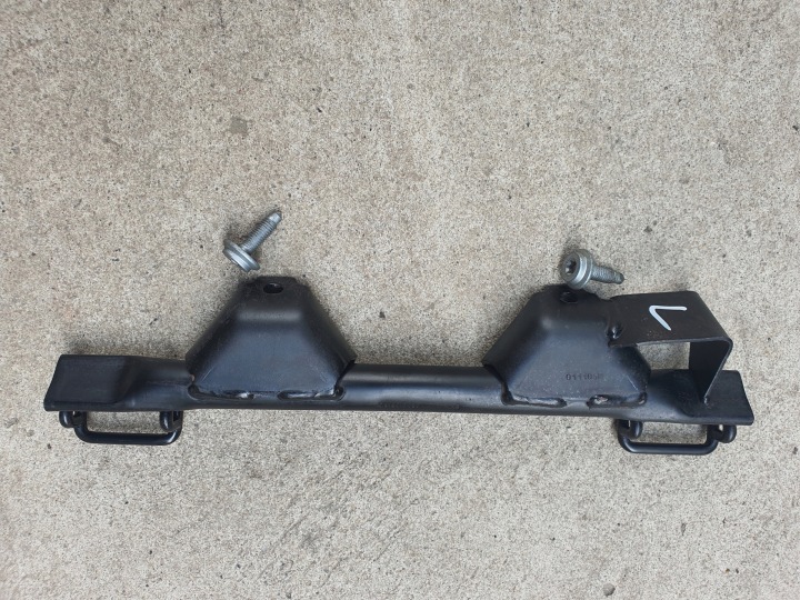 AUDI A4 B7 ISOFIX MOUNT LEFT 8E0813545A