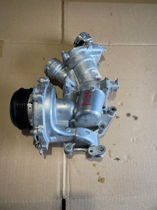 MERCEDES 3.0 CDI WATER PUMP THERMOSTAT HOUSING A6562000015 A6562000001