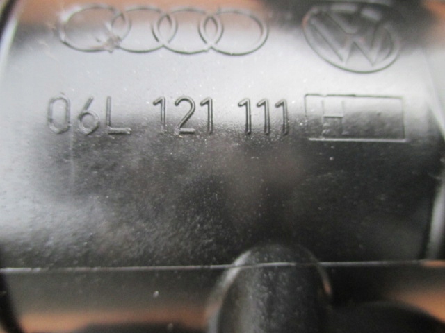 VW 1.8 2.0 TFSI Thermostatgehäuse 06L121111H 06L121111M 06L121111J H K P image 7