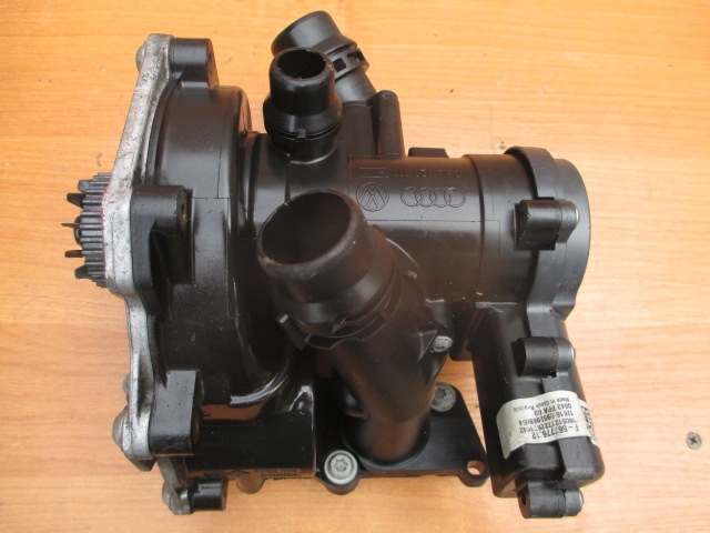 VW 1.8 2.0 TFSI Thermostatgehäuse 06L121111H 06L121111M 06L121111J H K P image 8