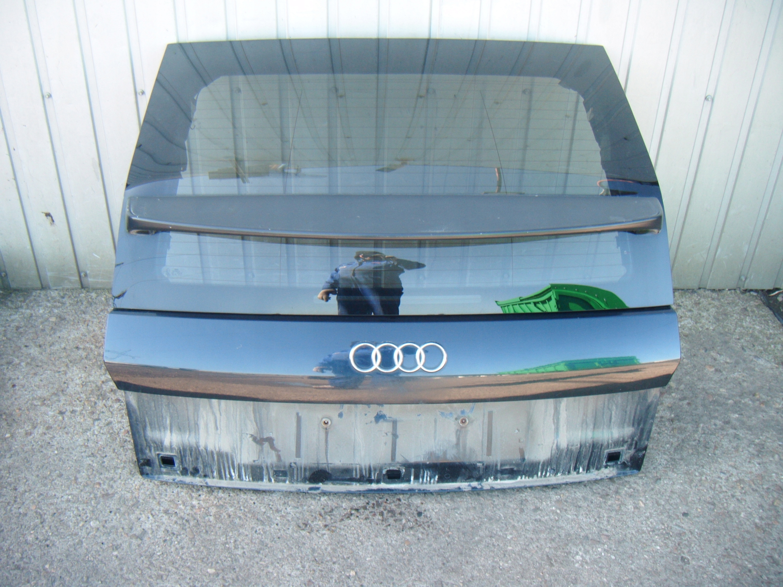 AUDI A2 99-05 Takaluukku ilman lasia LZ5Q image 3