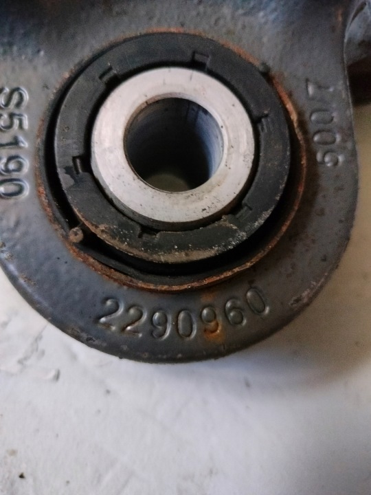 SCANIA R S NTG NGS Stötdämpare fjäder fram höger vänster 2326006 2326004