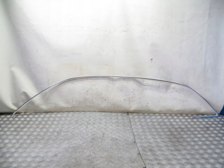 AUDI Q3 8U kattoteline vasen kromi 8U0853703A 11-