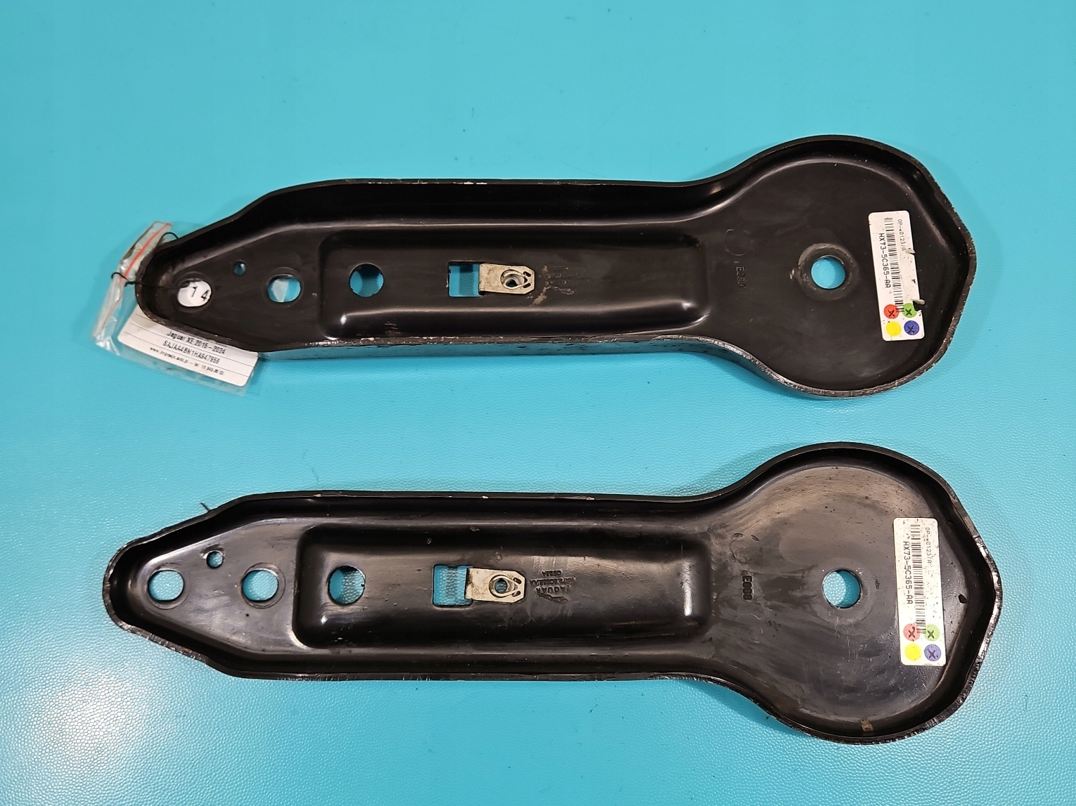 Befestigung Halter hinterer Querträger Jaguar XE 2.0D 15-19