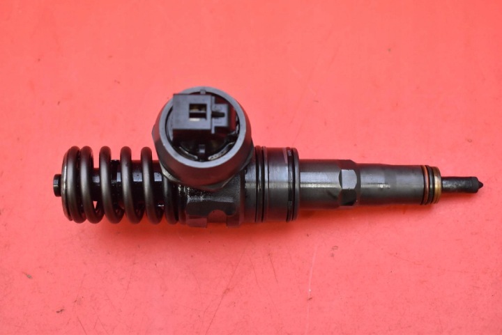 Injector Pump 0414720334 038130073BP Seat Ibiza 4 IV 6J 1.4 TDI 80 HP