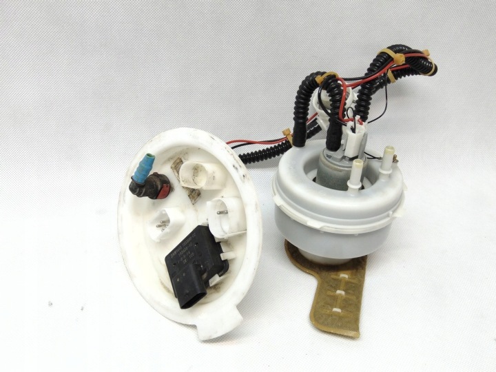 Bomba de Combustível BMW F06 650 7333588 4.4 LCI