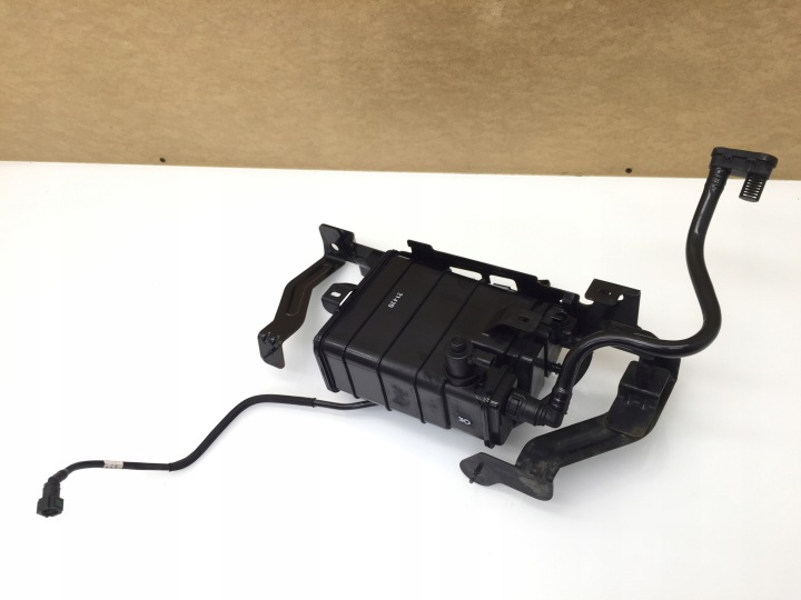 RENAULT ARKANA 1.6 E-TECH Polttoaineen hiilisuodatin 149501471R 149501471 8201718040