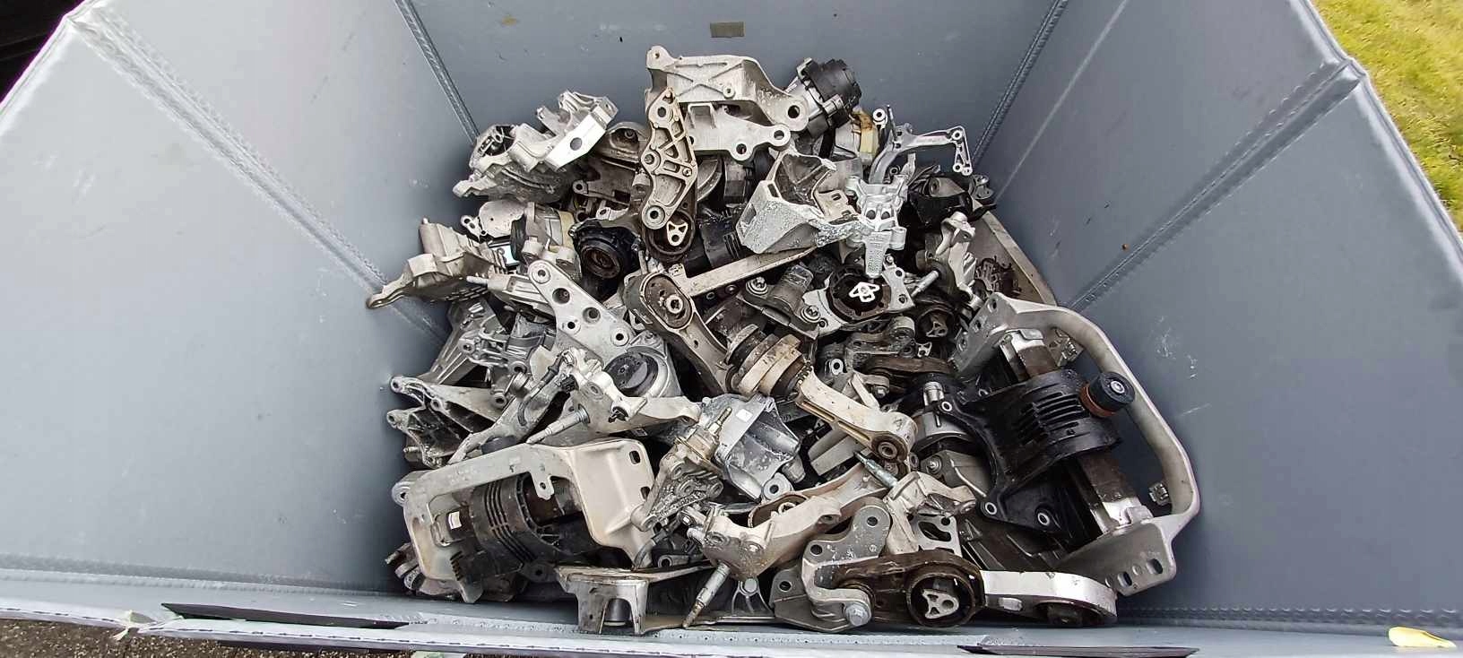 MG ZS BMW Bracket Mount 10149184 6861564
