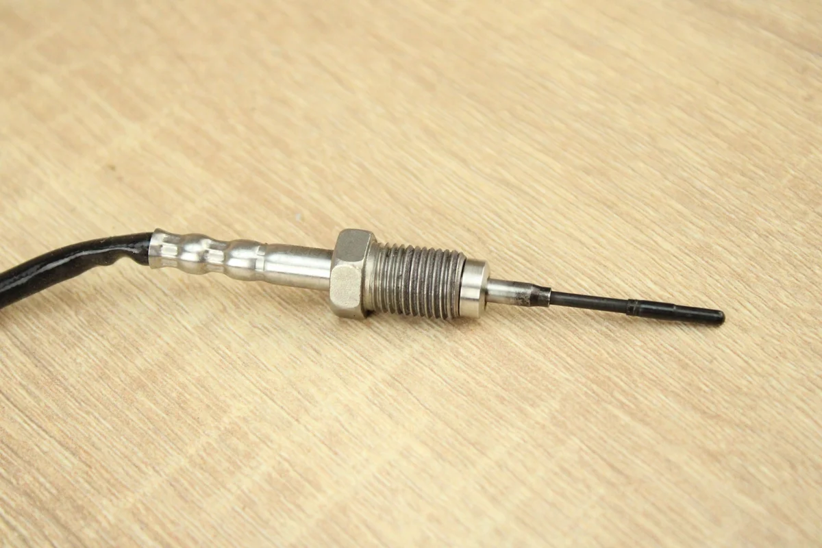 Sensor Temperatura Spalin BMW 2.0D G26 G20 G30 image 3