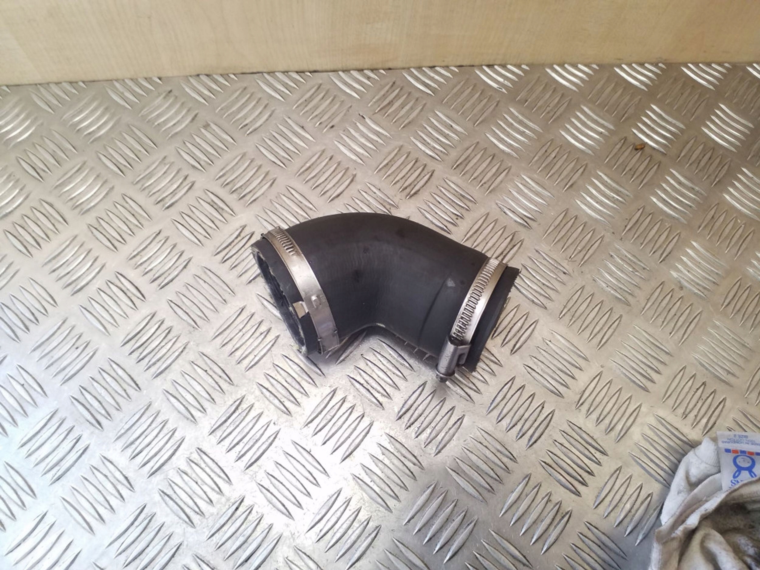 Intercooler Hose 1K0145838AG 1.8 TSI Octavia II Genuine 100% Working