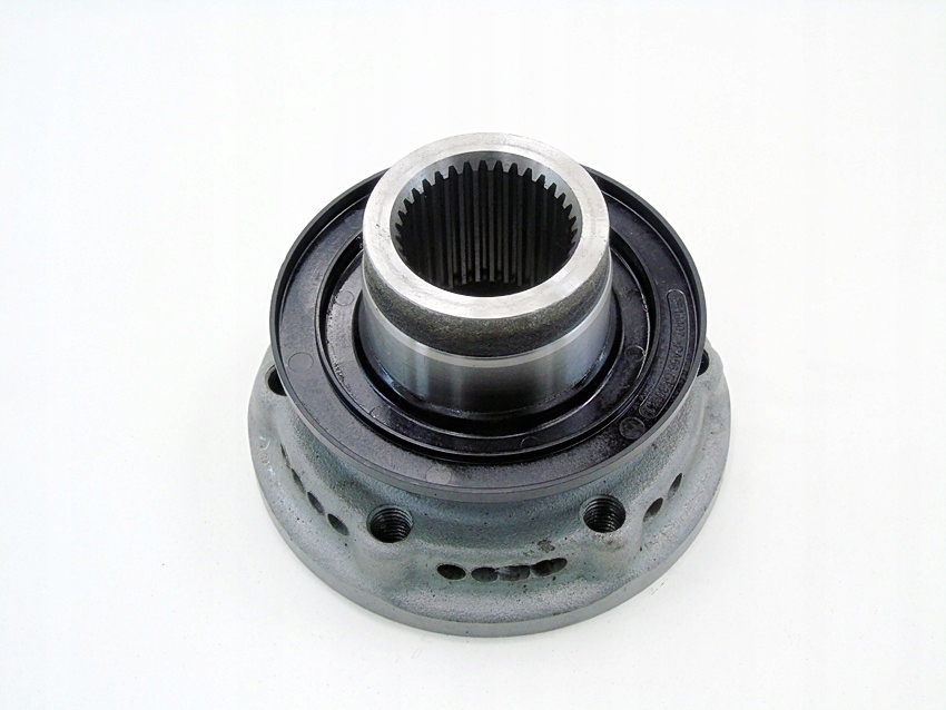 Front Reducer Shaft Hub Discovery 5 L462 Range Rover Sport P9XM-7K780-BAWK3 image 4