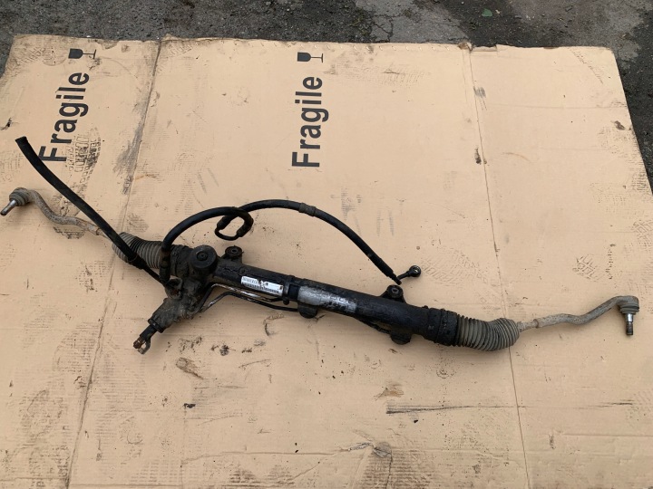 Ohjausvaihde MERCEDES GL X164 ML W164 A1644600500 A2511101100