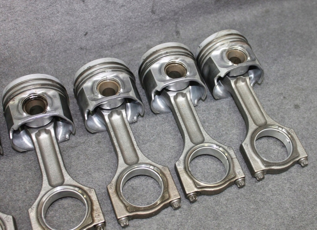 BMW N57D30A/B Kolv 84L110 Vevstake 911 image 3