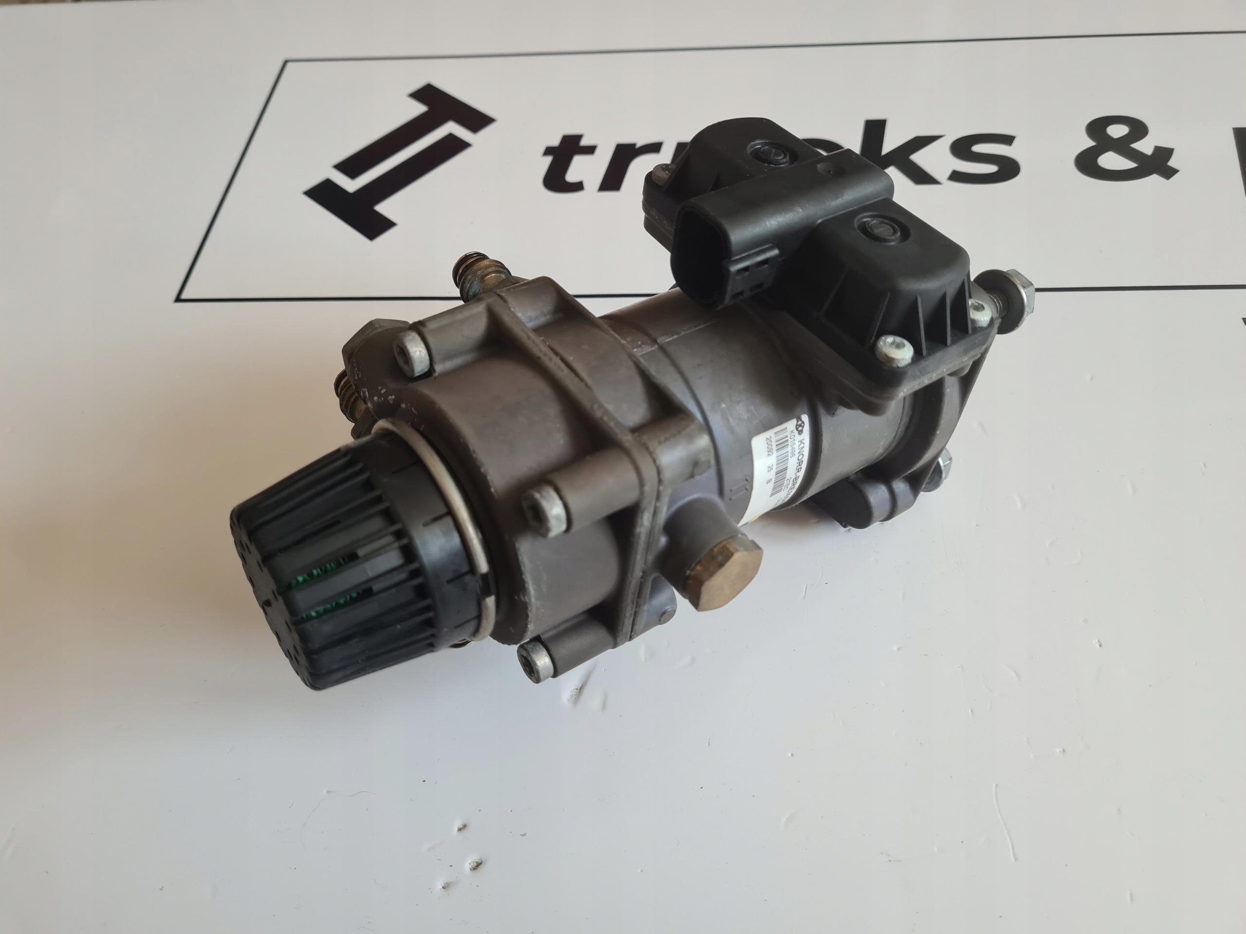 Huvudbromsventil under pedal Ford F-MAX 500 Trucks Euro 6 Cargo image 3