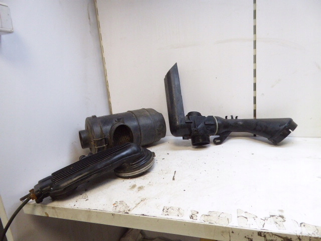 CITROEN SAXO S0/S1 94-01 ILMANSUODATTIMEN KOTELO 1.1 8V