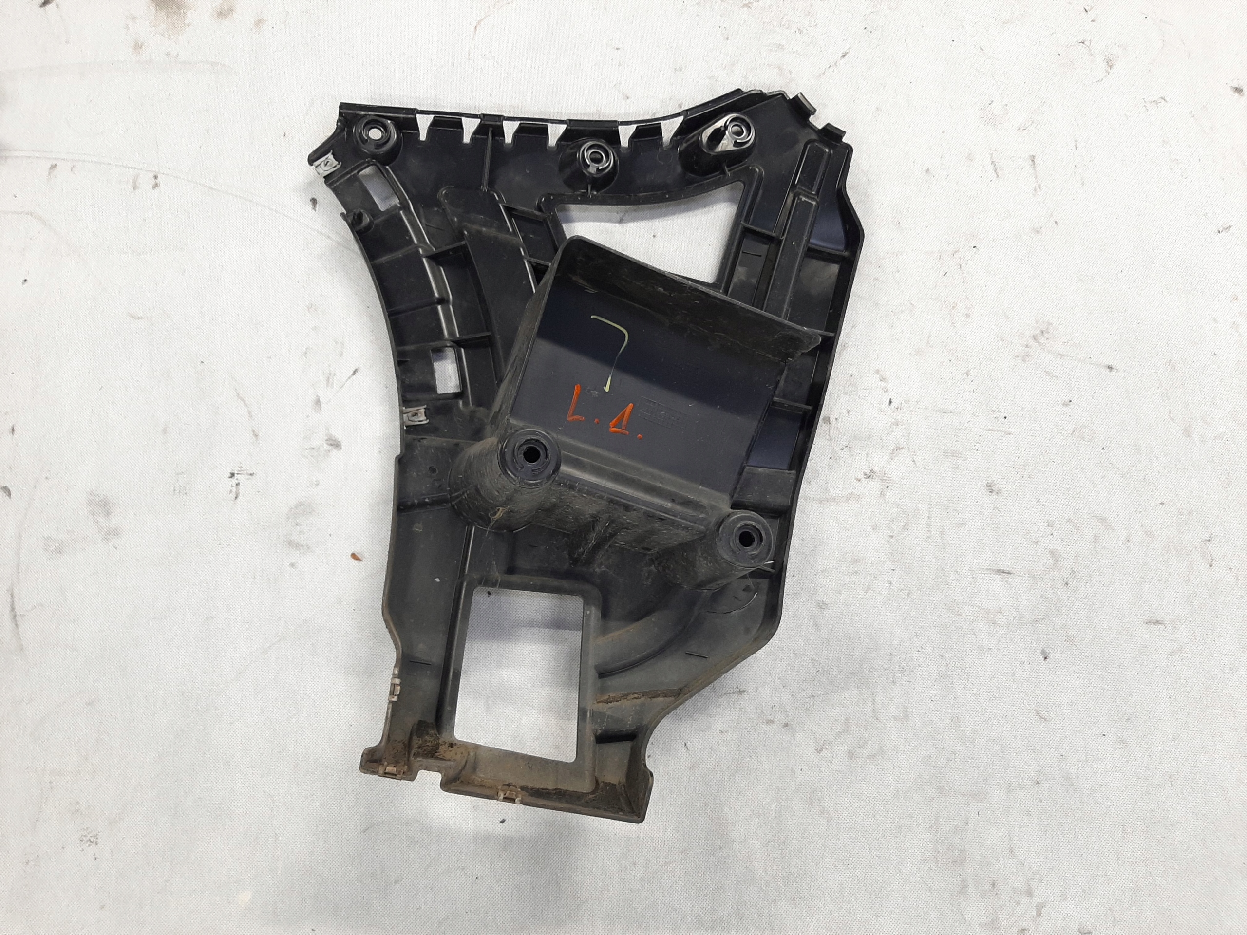 BMW X3 F25 2.0i 10-14r Deslizamiento soporte parachoques derecho trasero 7210078