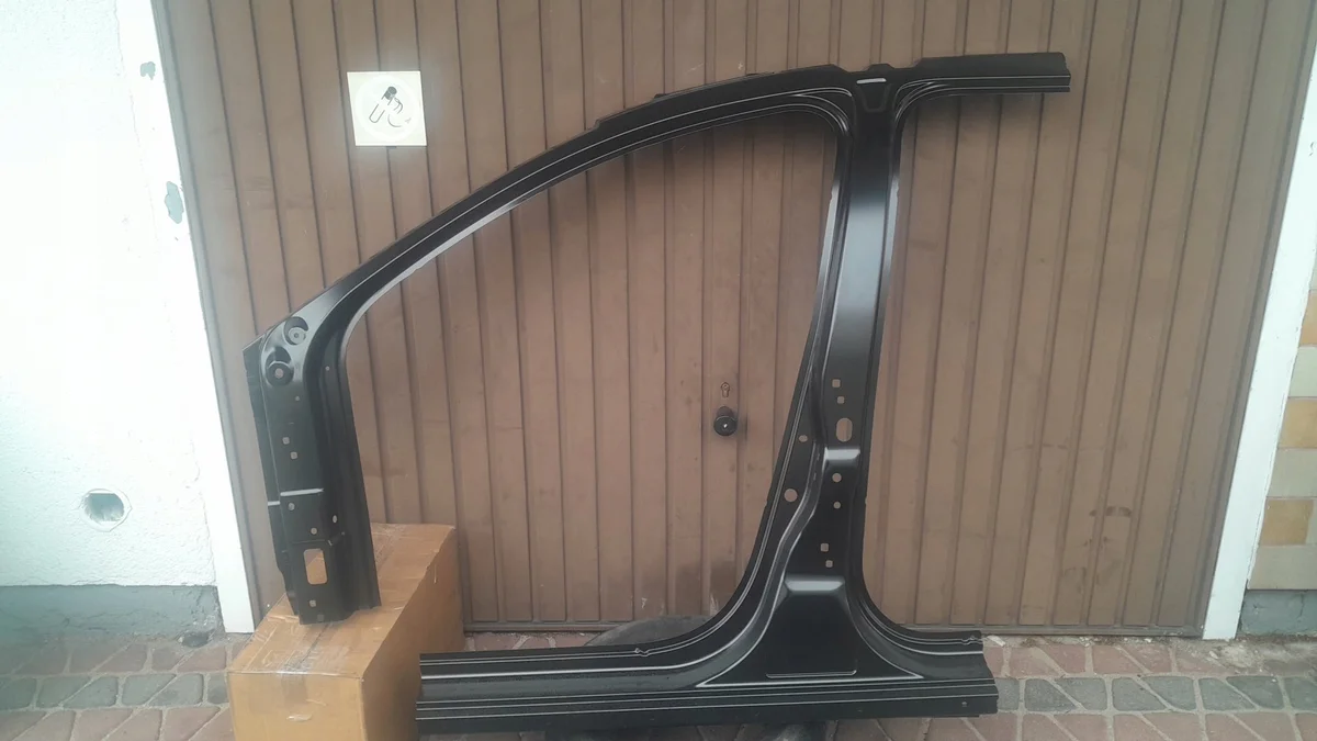 Próg lewy Dacia Duster II 2 677gshsjcsmmdsfdd