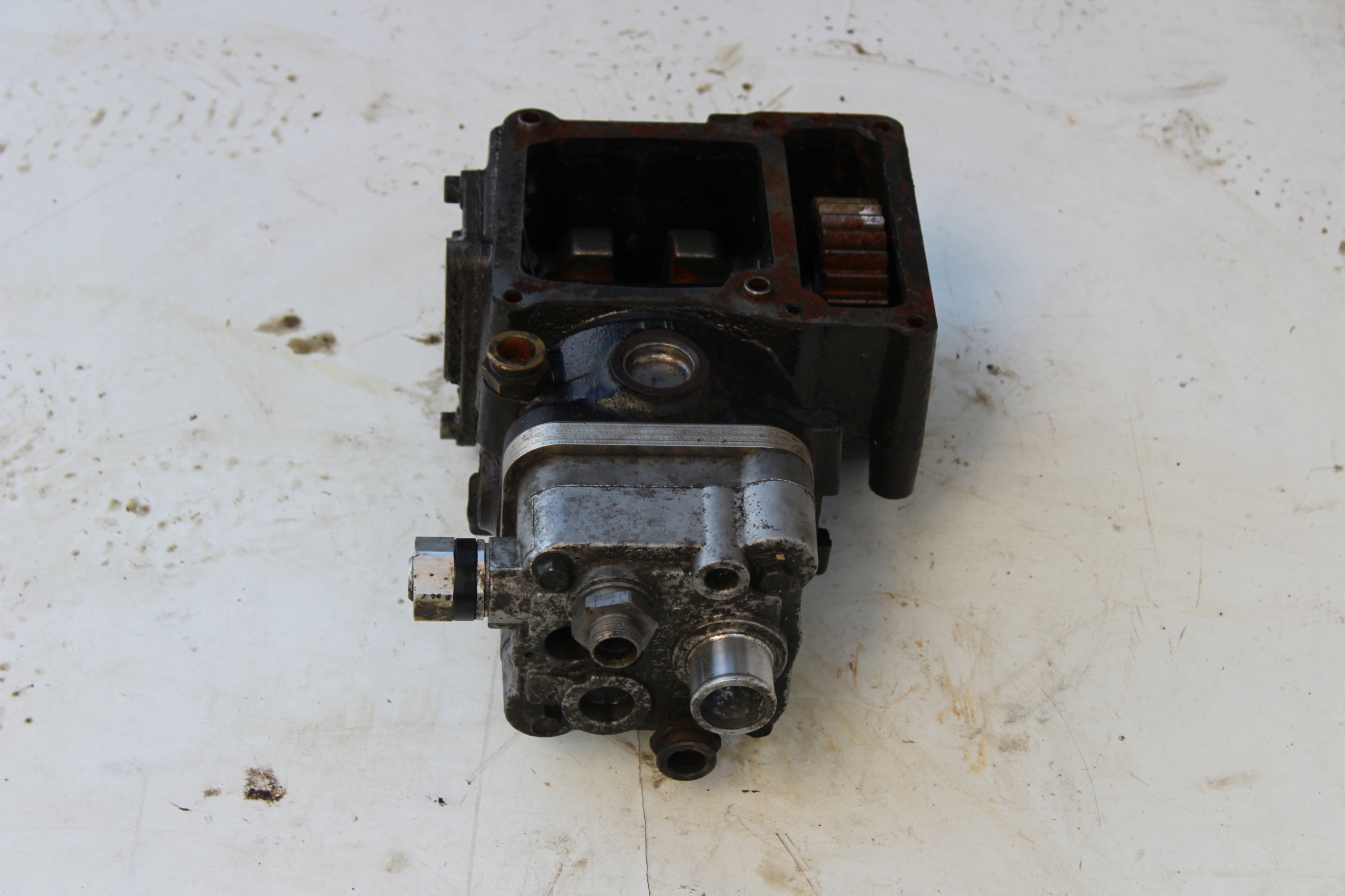Compresseur d'air 51.54100-7231 MAN image 2