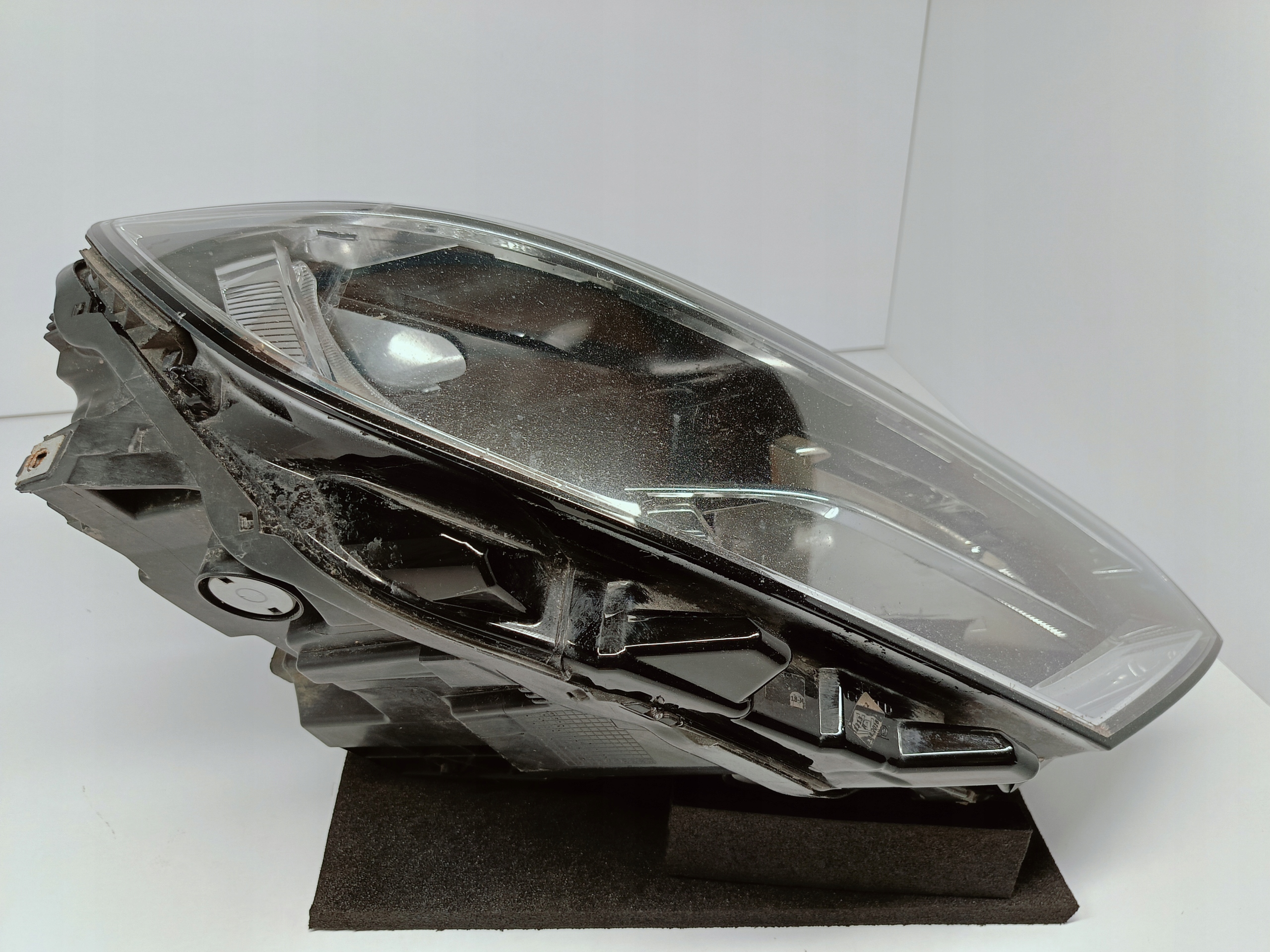 VOLKSWAGEN PASSAT B8 14- FAROL DIANTEIRO DIREITO H7 3G1941006C image 9