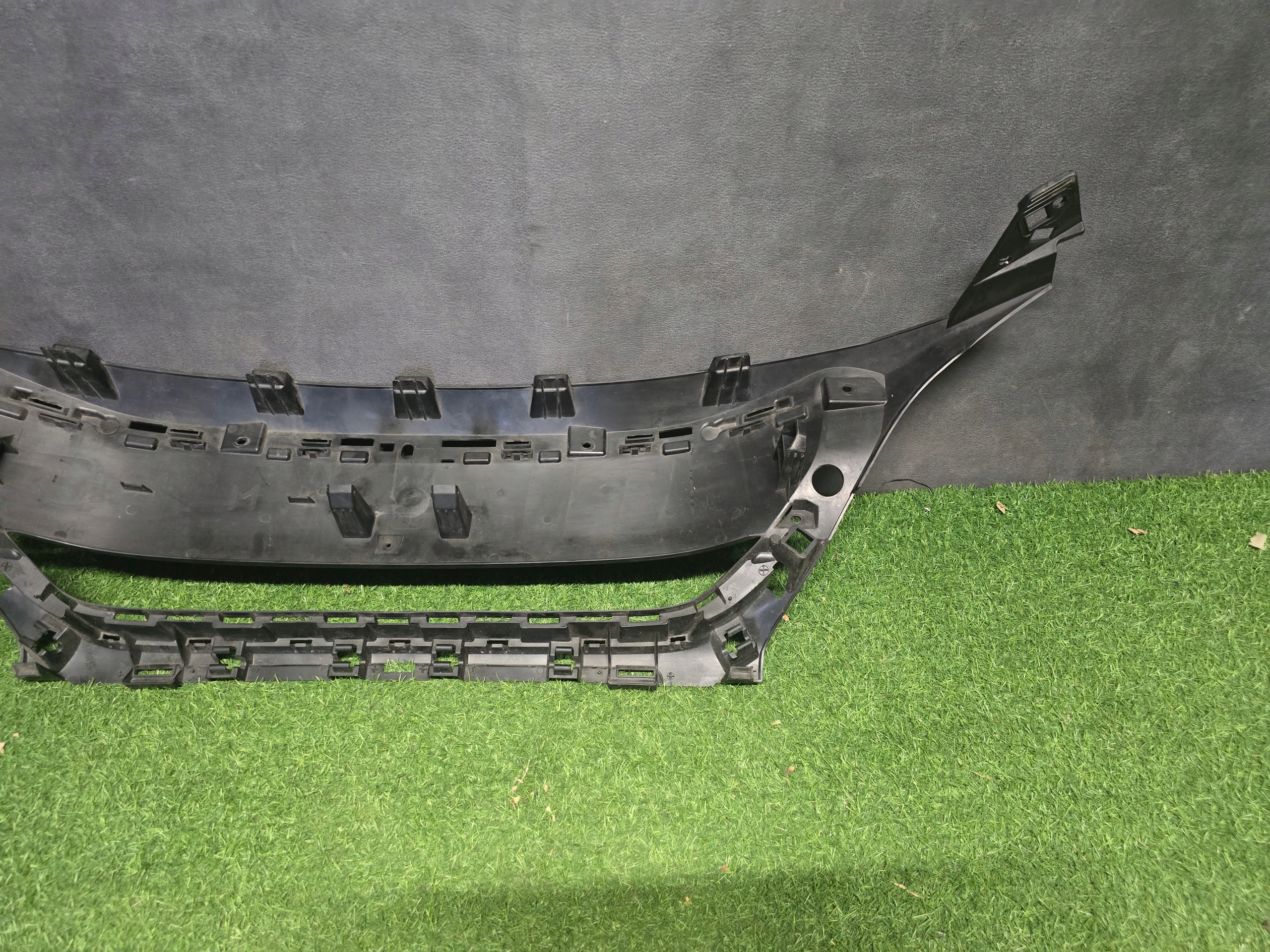 Kühlergrill Verstärkung rechts links Peugeot 3008 5008 II image 7